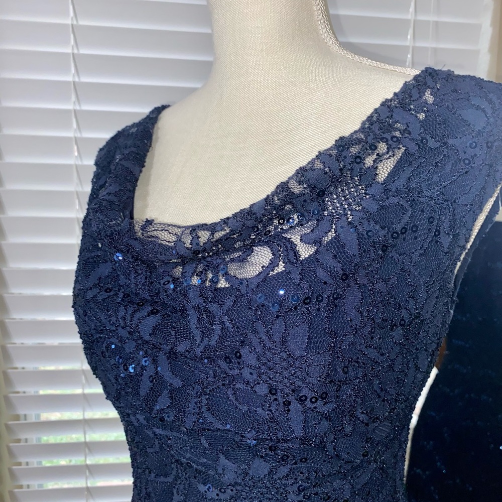 Xscape dress, beautiful classy for special occasions!